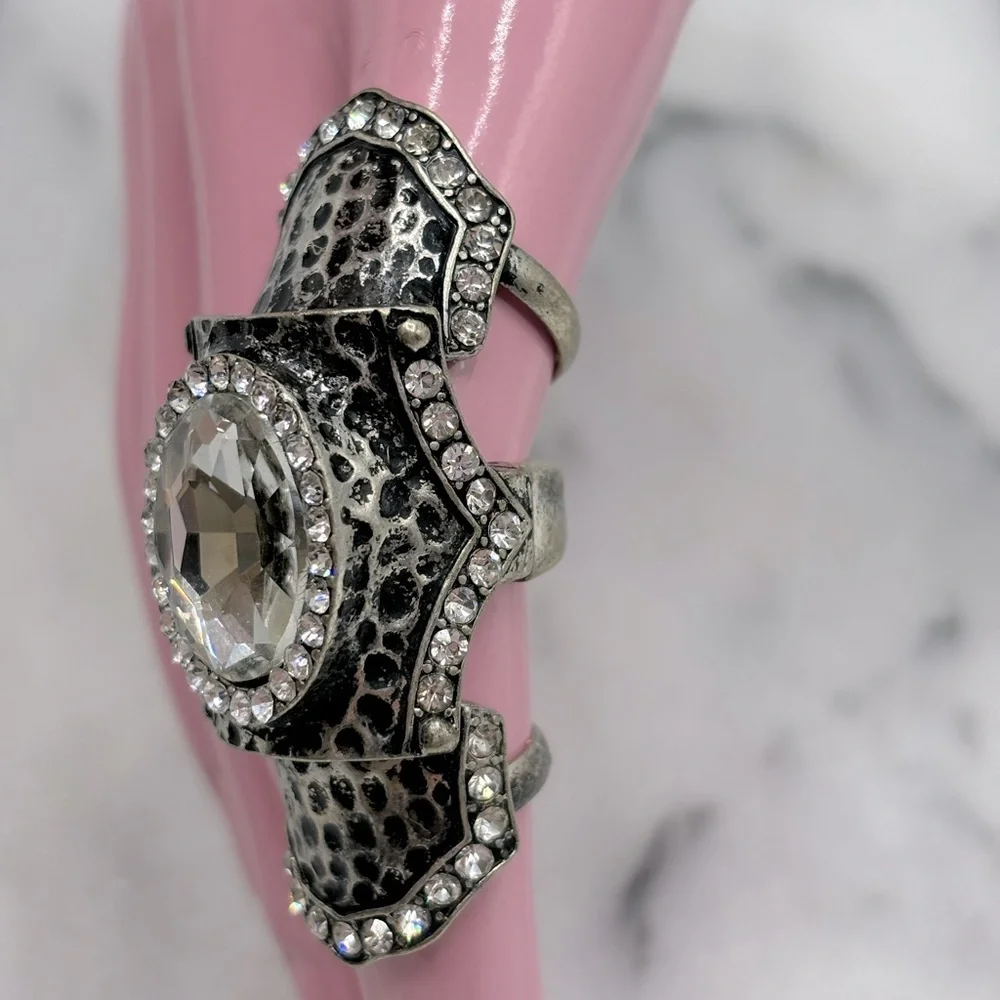 Antique Silver Tone & Crystal‎ FINGER Knuckle Ring